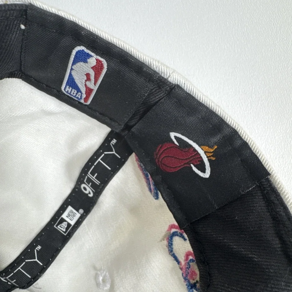 Miami Heat NBA‎ NEW ERA 9fifty Snapback Cap White Hot Pink